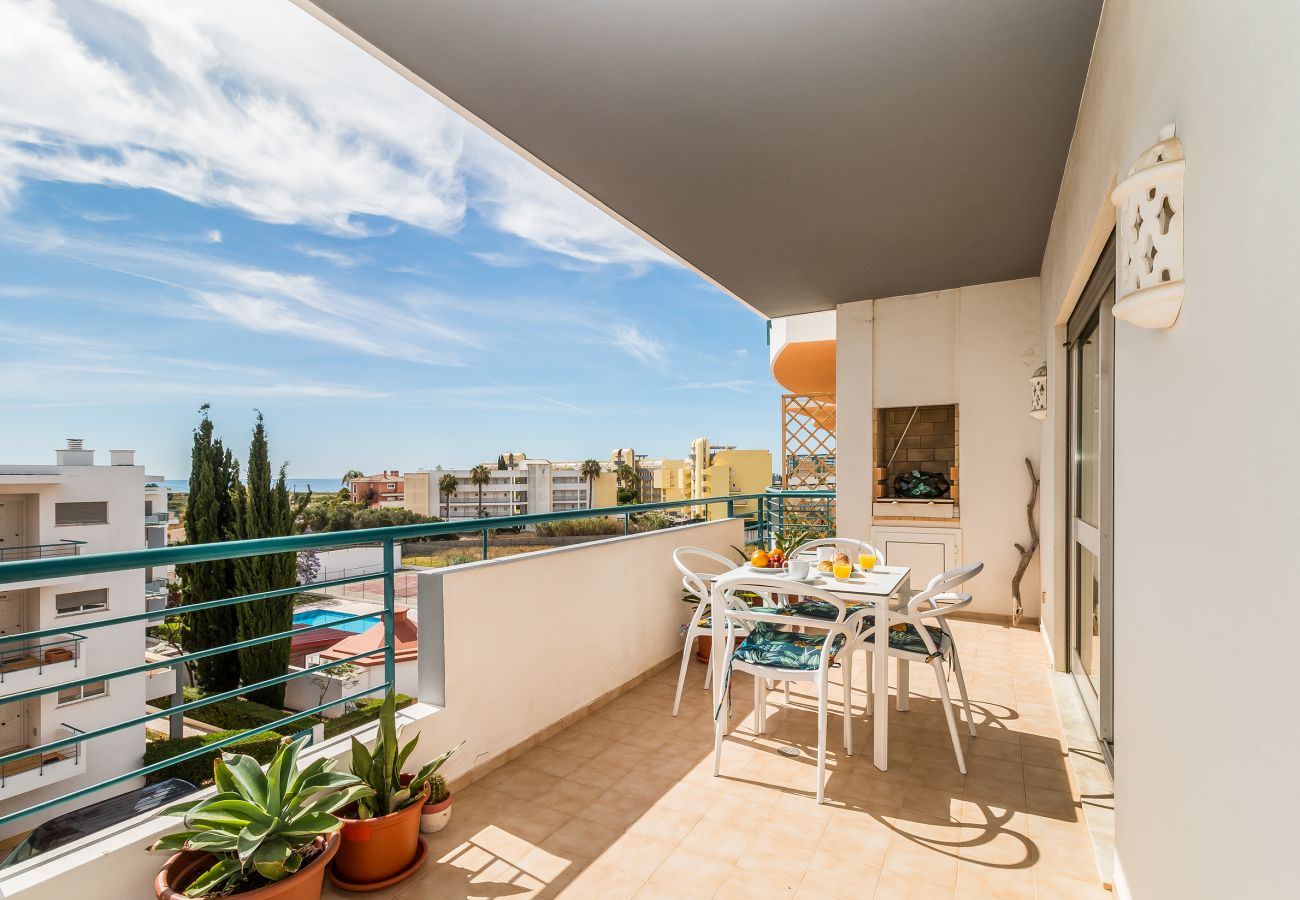 Apartment in Lagos - Casa da Galé: Sea View | AC | Perfect for Digital Nomads