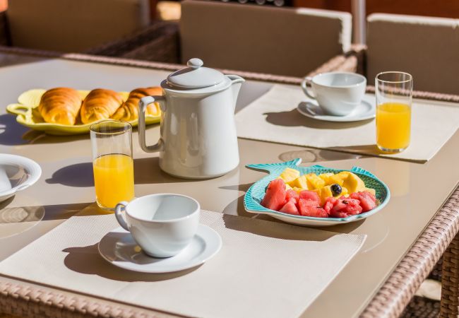 Villa in Lagos -  Jardins da Meia Praia: Villa | Pool | Family |WIFI Villa in Lagos -  Jardins da Meia Praia: Villa | Pool | Family |WIFI