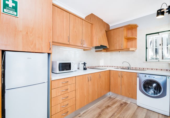 Apartment in Portimão - Luxury Apartment | Nomads | WIFI | Indoor Pool | Balcony Apartment in Portimão - Luxury Apartment | Nomads | WIFI | Indoor Pool | Balcony