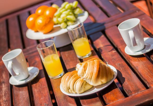 Apartment in Lagos - Iberlagos: Casa Luna | Top Location | WIFI | Ideal for Nomads Apartment in Lagos - Iberlagos: Casa Luna | Top Location | WIFI | Ideal for Nomads