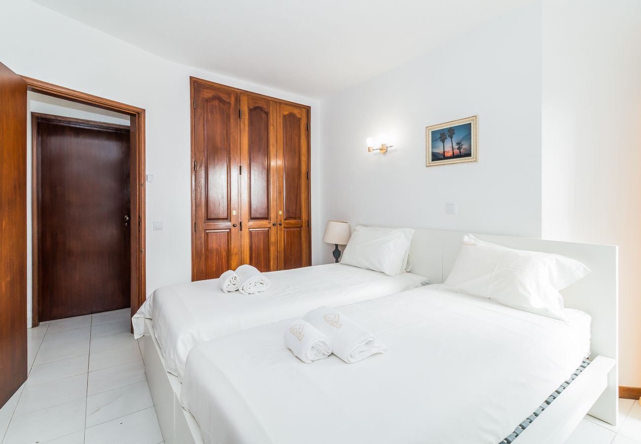 Apartment in Carvoeiro - Casa Gene | Pool | Wifi | Terrace | Nomads