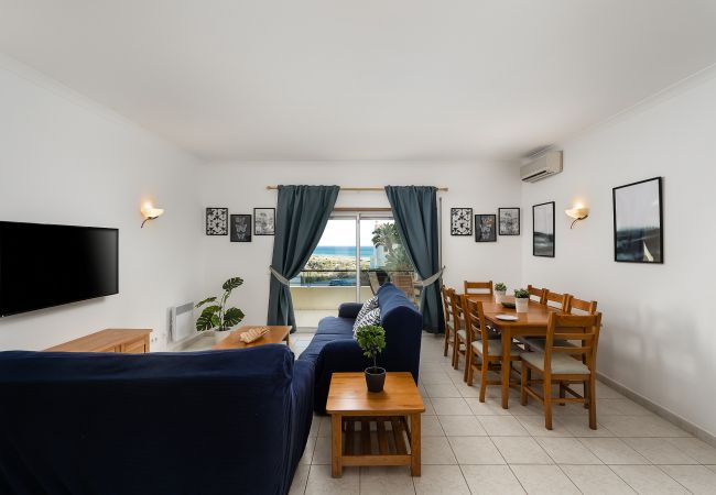 Apartment in Lagos - Meia Praia Beach: Golf | Wifi | Pool | Perfect for nomads Apartment in Lagos - Meia Praia Beach: Golf | Wifi | Pool | Perfect for nomads