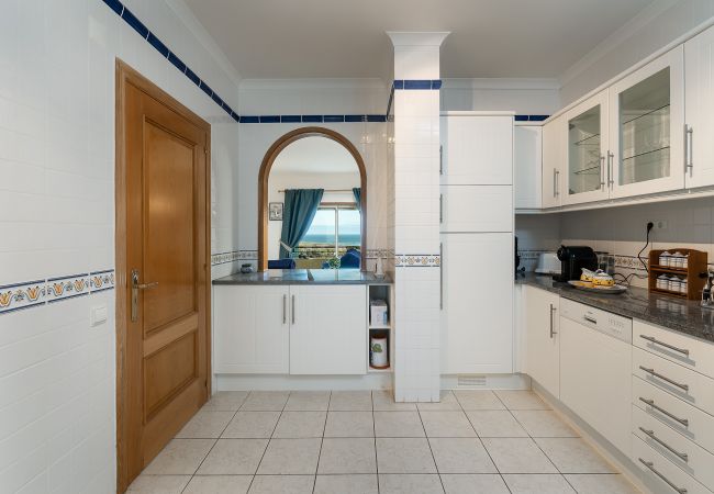 Apartment in Lagos - Meia Praia Beach: Golf | Wifi | Pool | Perfect for nomads Apartment in Lagos - Meia Praia Beach: Golf | Wifi | Pool | Perfect for nomads