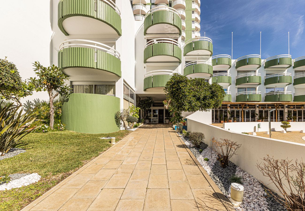 Apartment in Portimão - Praia da Rocha | Sea View | Reliable WIFI