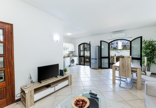 Apartment in Lagos - Moinhos | Digital Nomads | AC | Fast Wifi Apartment in Lagos - Moinhos | Digital Nomads | AC | Fast Wifi