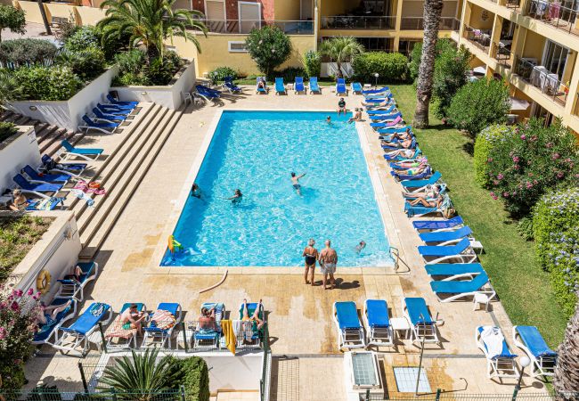 Apartment in Lagos - Pateo do Convento: Golf | Wifi | Pool | Perfect for nomads Apartment in Lagos - Pateo do Convento: Golf | Wifi | Pool | Perfect for nomads