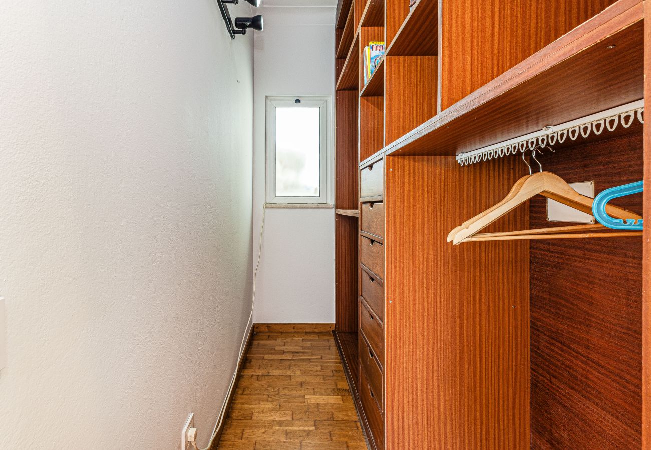 Rent by room in Lagos - Chilling Guesthouse: Room 5 | AC | Pool | Location | Wifi