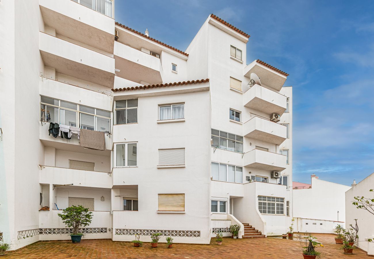 Apartment in Lagos - Peaceful Panorama apartment Great Location | Ideal for Digital Nomads