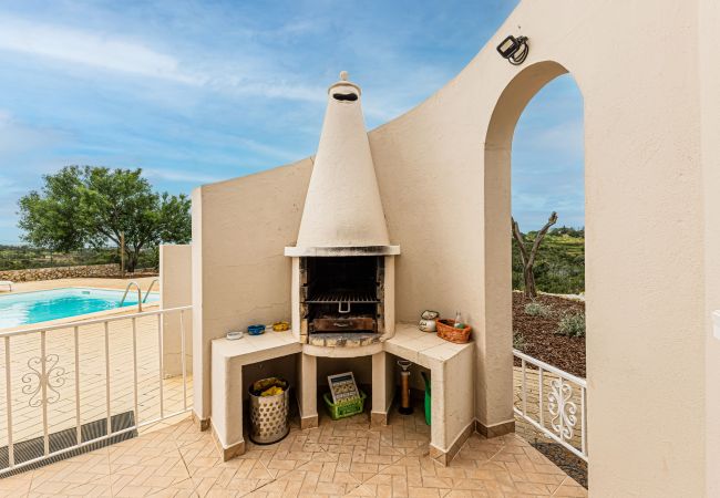 House in Porches - Casa do Vale: PET Friendly | Family, Pool & Beach House in Porches - Casa do Vale: PET Friendly | Family, Pool & Beach