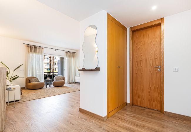 Apartment in Lagos - Marina Garden View – Work & Relax by the Sea, Marina & Old Town Apartment in Lagos - Marina Garden View – Work & Relax by the Sea, Marina & Old Town