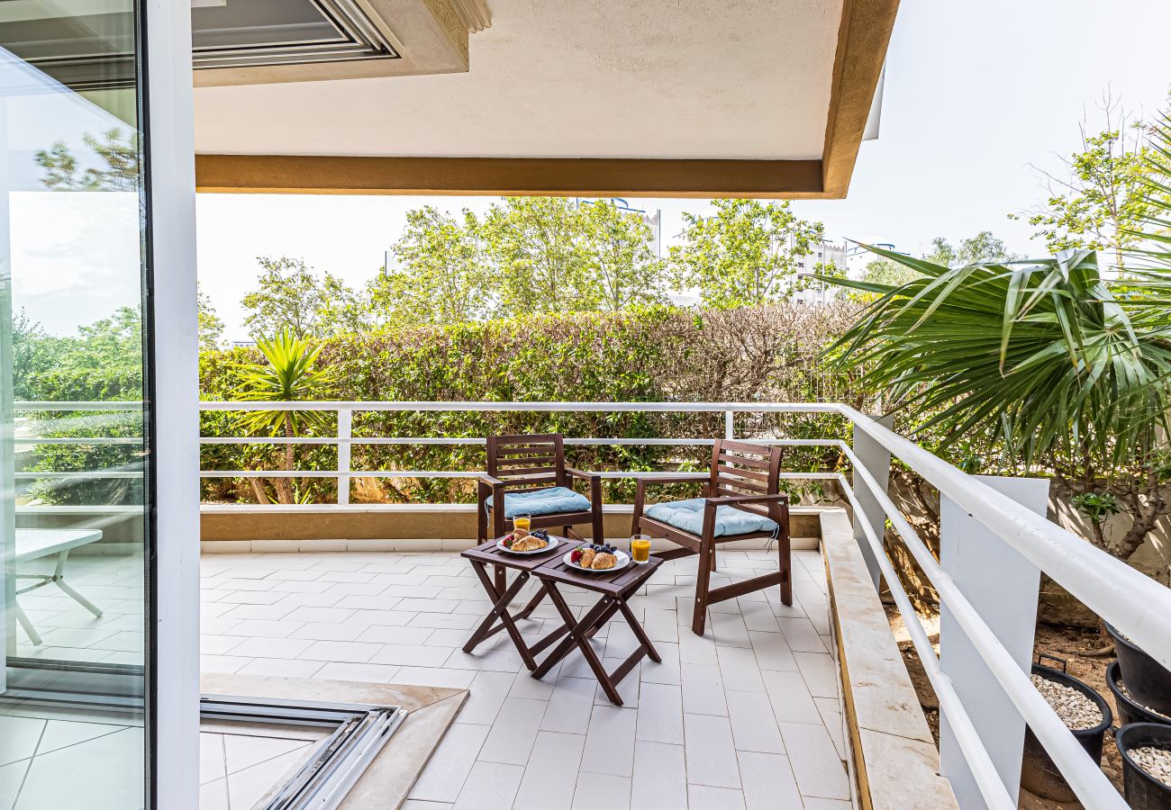 Apartment in Portimão - Joia da Rocha: Pool | Parking | Location