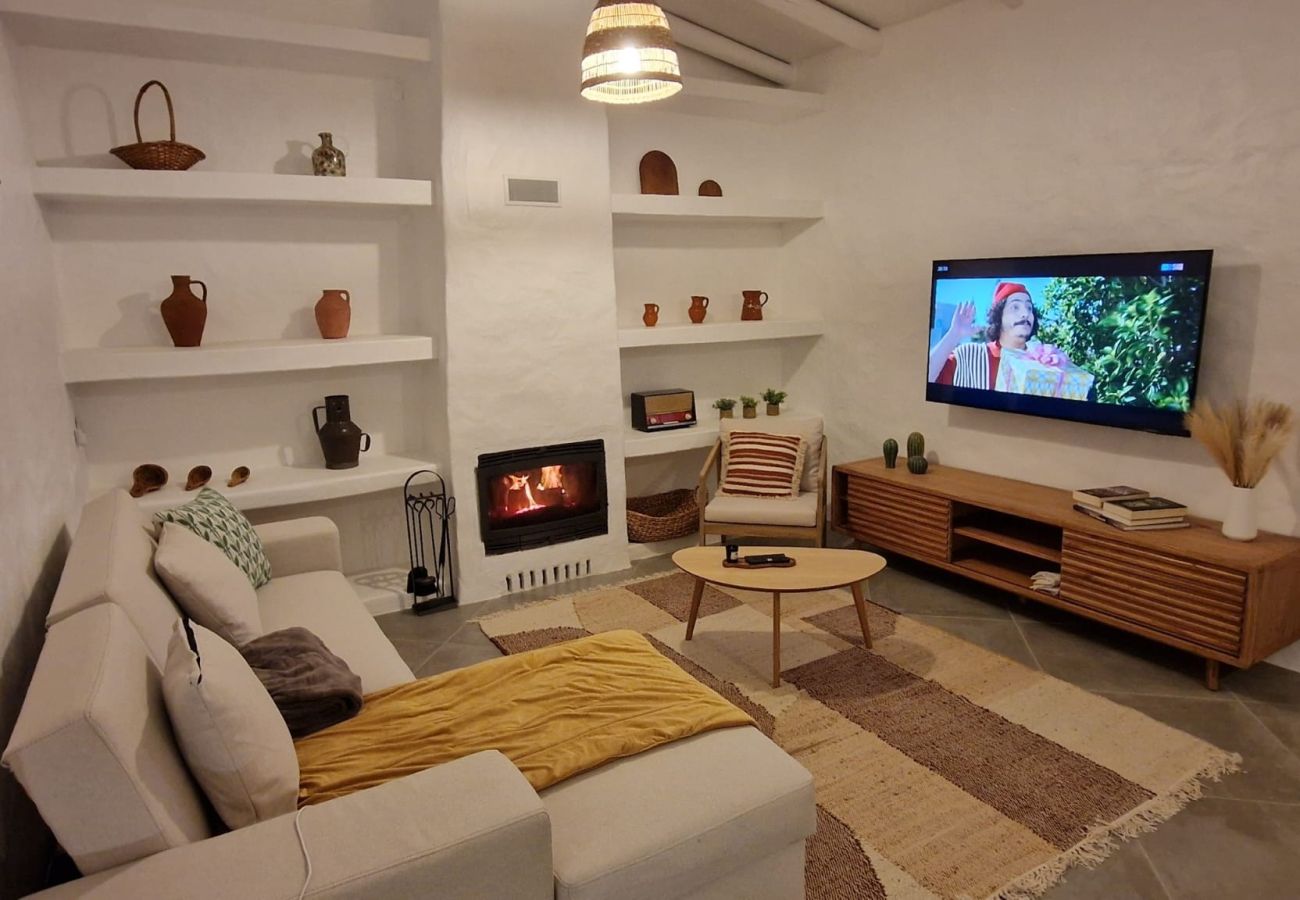 Cottage in Salvada - Casa Oliva | Rural Retreat | Peace and Tranquillity