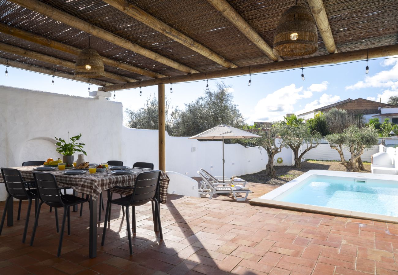 Cottage in Salvada - Casa Oliva | Rural Retreat | Peace and Tranquillity