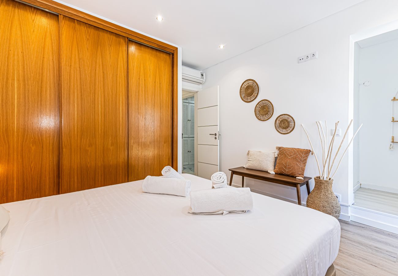 Apartment in Vilamoura - Casa Sol | Family Retreat & Pool