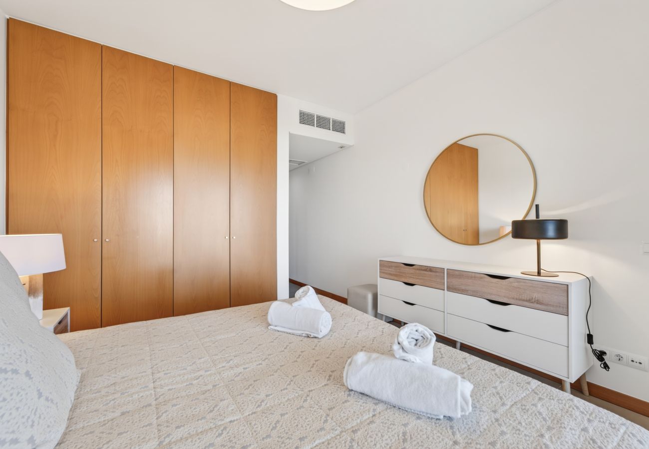 Apartment in Lagos - Marina Village Retreat: Pool & Garage | Prime lo 