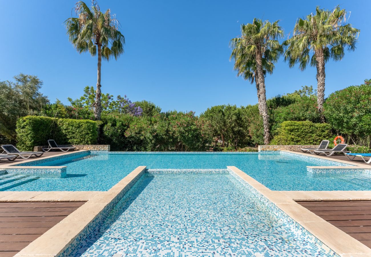 Apartment in Lagos - Marina Village Retreat: Pool & Garage | Prime lo 