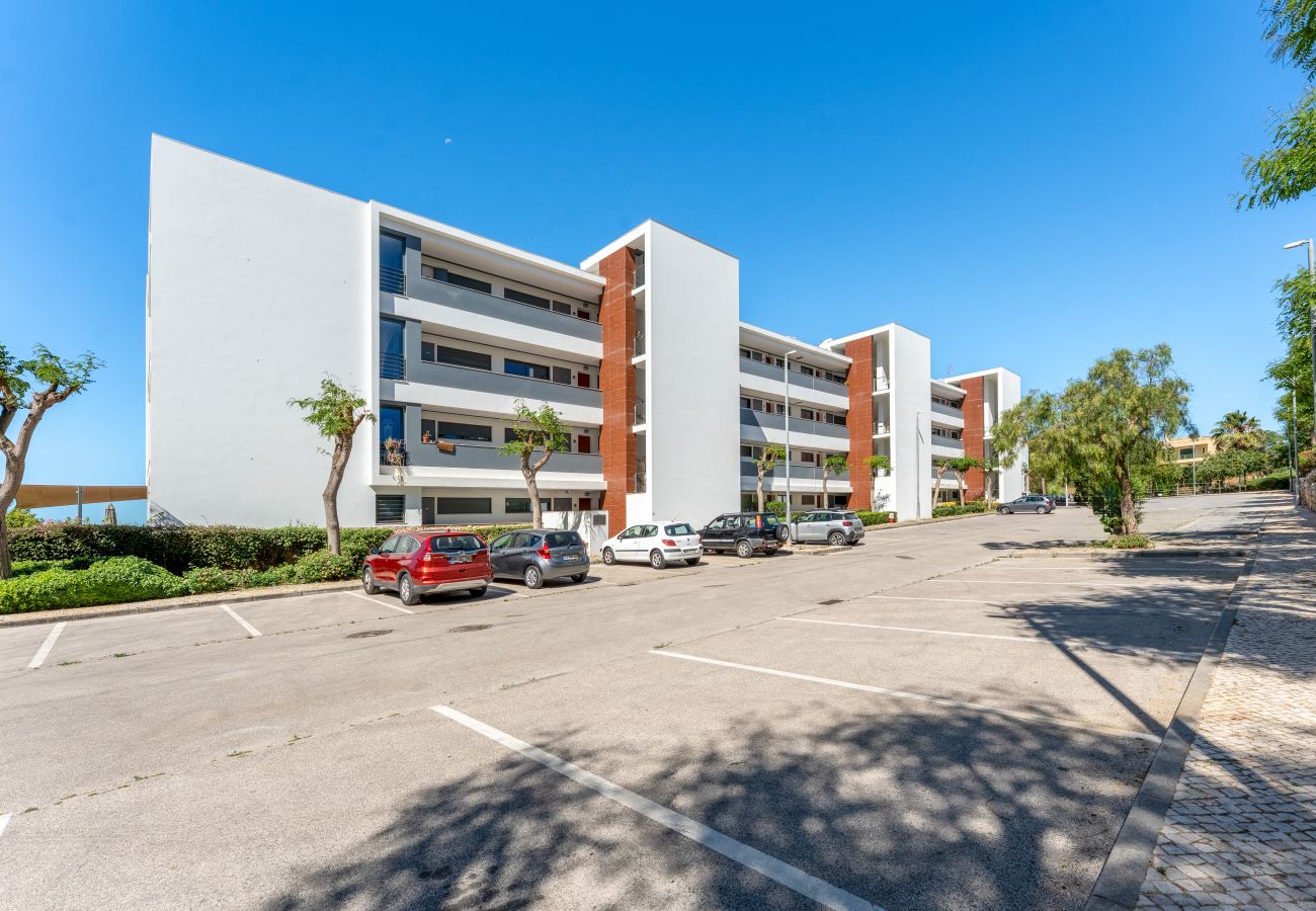 Apartment in Lagos - Marina Village Retreat: Pool & Garage | Prime lo 