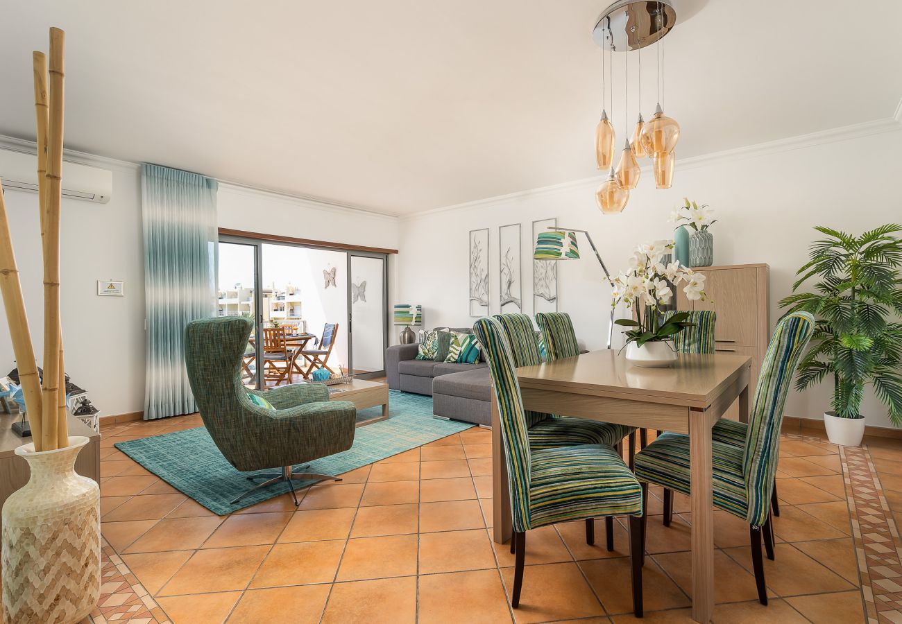 Apartamento em Lagos - Sea La Vie | Digital Nomads | WIFI | Balcony