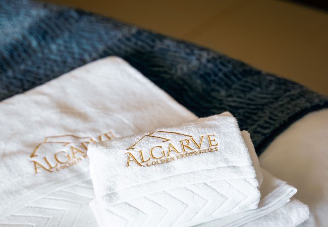 Apartamento em Lagos - Marina Village  | Pool | Garage | WIFI | Varanda Apartamento em Lagos - Marina Village  | Pool | Garage | WIFI | Varanda