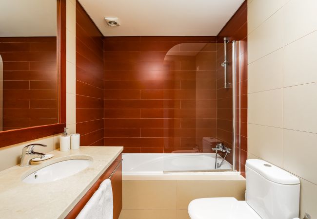 Apartamento em Lagos - Marina Village  | Pool | Garage | WIFI | Varanda Apartamento em Lagos - Marina Village  | Pool | Garage | WIFI | Varanda