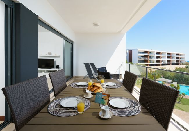 Apartamento em Lagos - Marina Village  | Pool | Garage | WIFI | Varanda Apartamento em Lagos - Marina Village  | Pool | Garage | WIFI | Varanda
