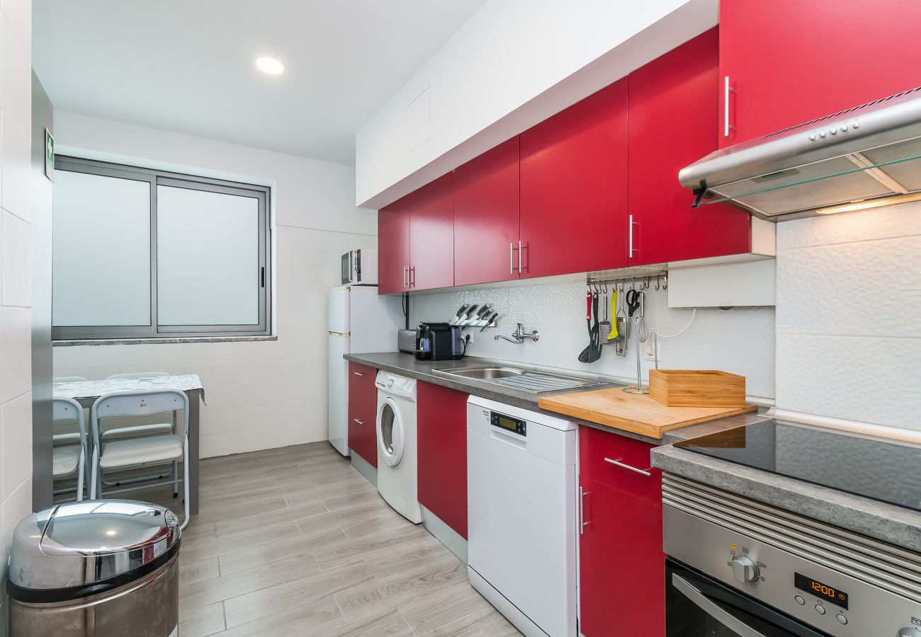 Apartamento em Luz - Praia da Luz: Sea View | Nomads | Wifi | Location