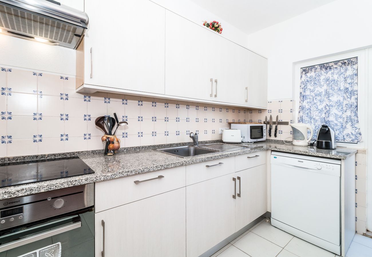 Apartamento em Carvoeiro - Casa Gene | Pool | Wifi | Terrace | Nomads