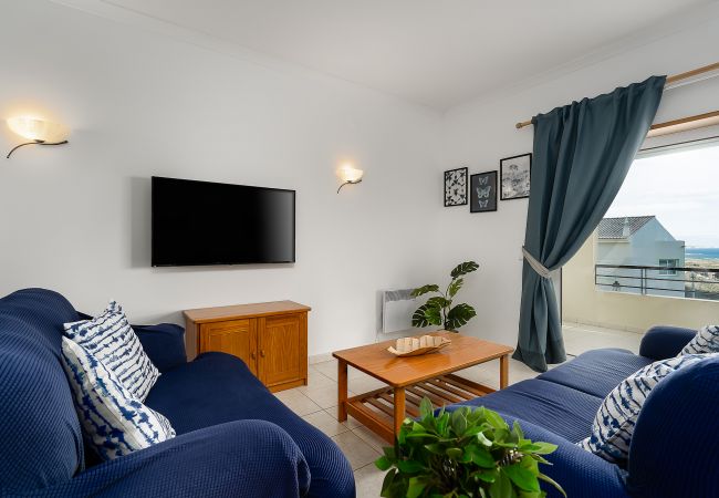 Apartamento em Lagos - Meia Praia Beach: Golf | Wifi | Pool | Perfect for nomads Apartamento em Lagos - Meia Praia Beach: Golf | Wifi | Pool | Perfect for nomads