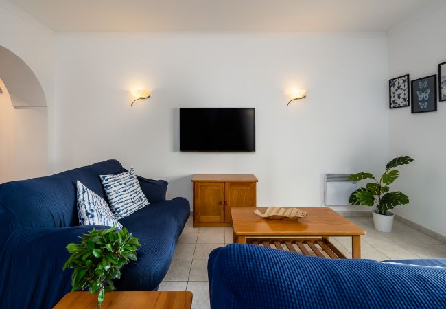 Apartamento em Lagos - Meia Praia Beach: Golf | Wifi | Pool | Perfect for nomads Apartamento em Lagos - Meia Praia Beach: Golf | Wifi | Pool | Perfect for nomads