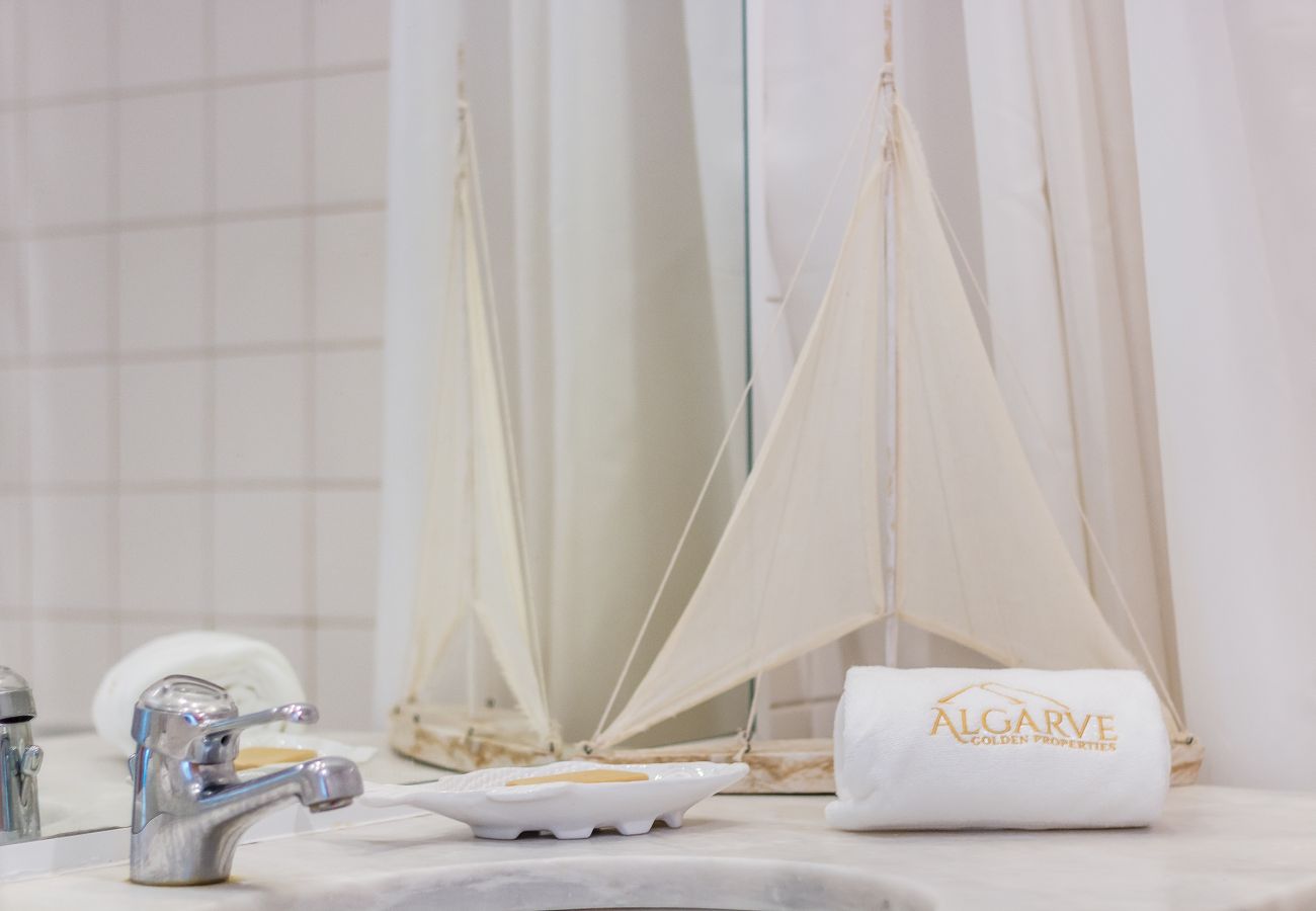 Apartamento em Lagos - Marina View | Digital Nomads | Reliable Wifi