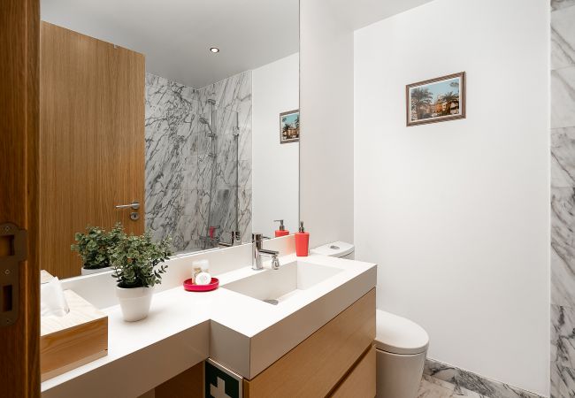 Apartamento em Portimão -   Praia da Rocha: Pool | Digital Nomads | Fast Wifi Apartamento em Portimão -   Praia da Rocha: Pool | Digital Nomads | Fast Wifi