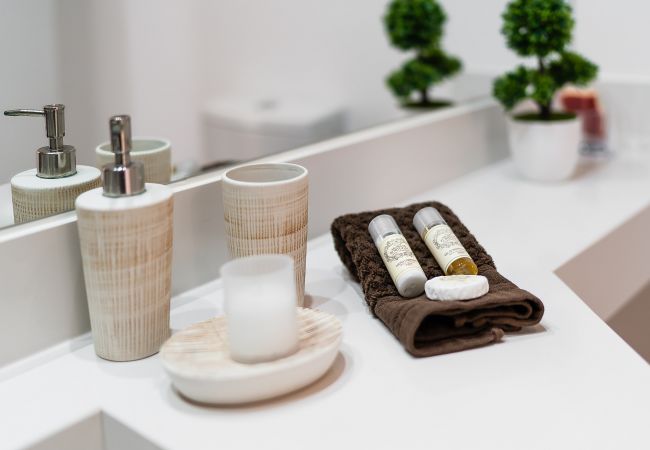 Apartamento em Portimão -   Praia da Rocha: Pool | Digital Nomads | Fast Wifi Apartamento em Portimão -   Praia da Rocha: Pool | Digital Nomads | Fast Wifi