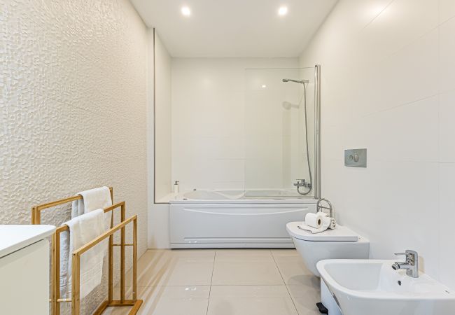 Apartamento em Lagos - Edifício Adega: Near the Marina, City Center | Pool and Gym Apartamento em Lagos - Edifício Adega: Near the Marina, City Center | Pool and Gym