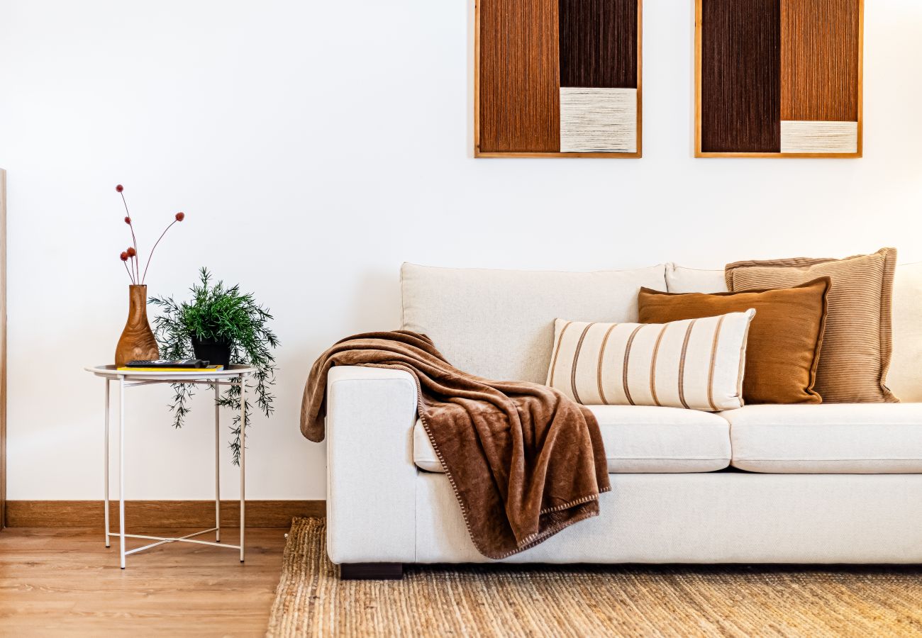 Apartamento em Lagos - Marina Garden View – Work & Relax by the Sea, Marina & Old Town