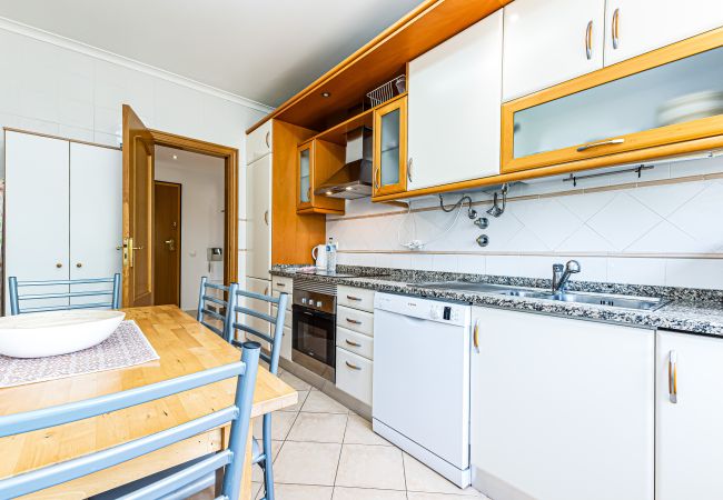 Apartamento em Portimão - Joia da Rocha: Pool | Parking | Location Apartamento em Portimão - Joia da Rocha: Pool | Parking | Location