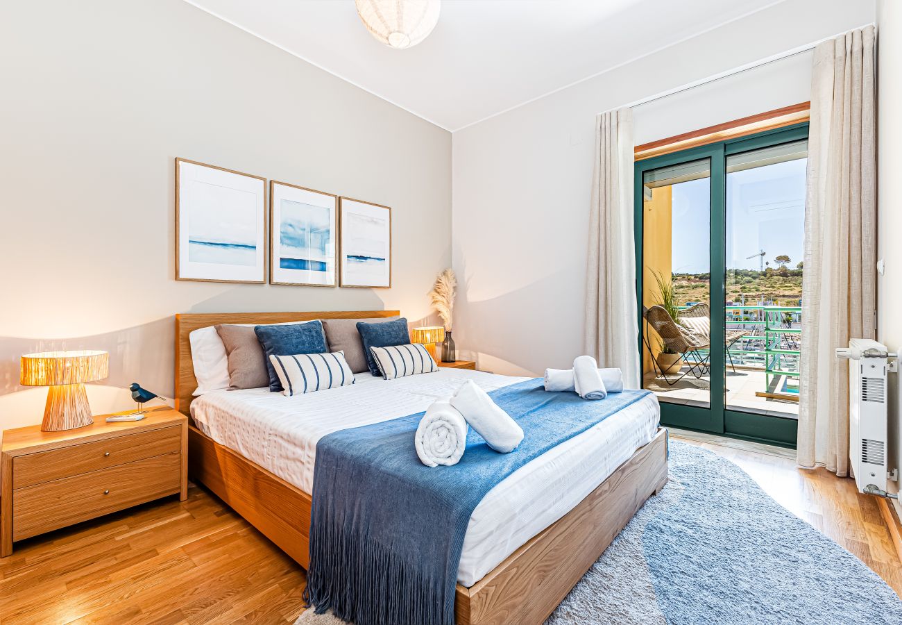 Apartamento em Albufeira - Albufeira Retreat: Fully Equipped | Fast Wi-Fi | Ideal for Longstays