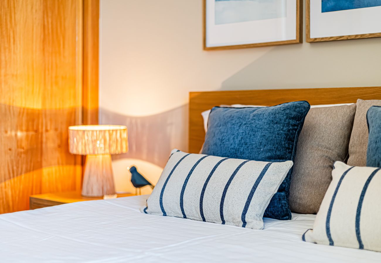 Apartamento em Albufeira - Albufeira Retreat: Fully Equipped | Fast Wi-Fi | Ideal for Longstays