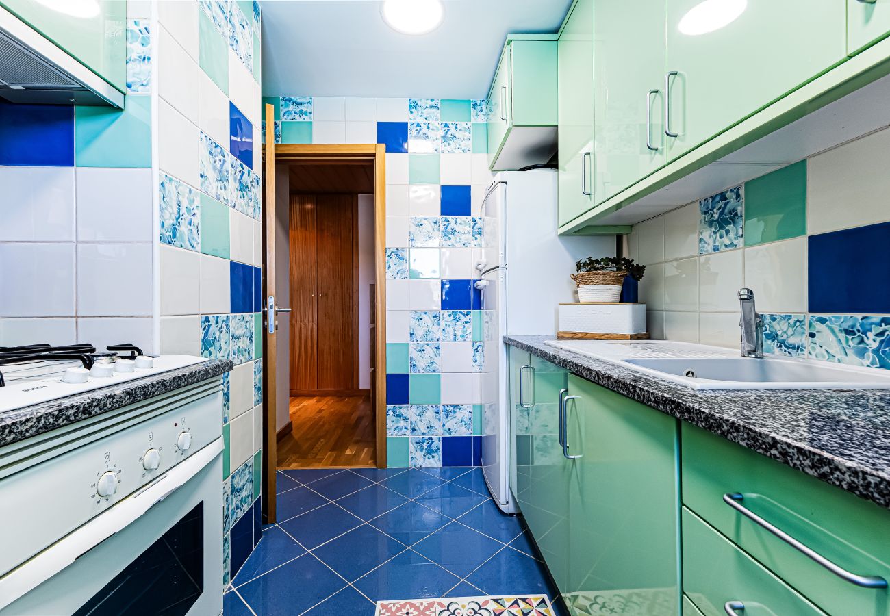Apartamento em Albufeira - Albufeira Retreat: Fully Equipped | Fast Wi-Fi | Ideal for Longstays