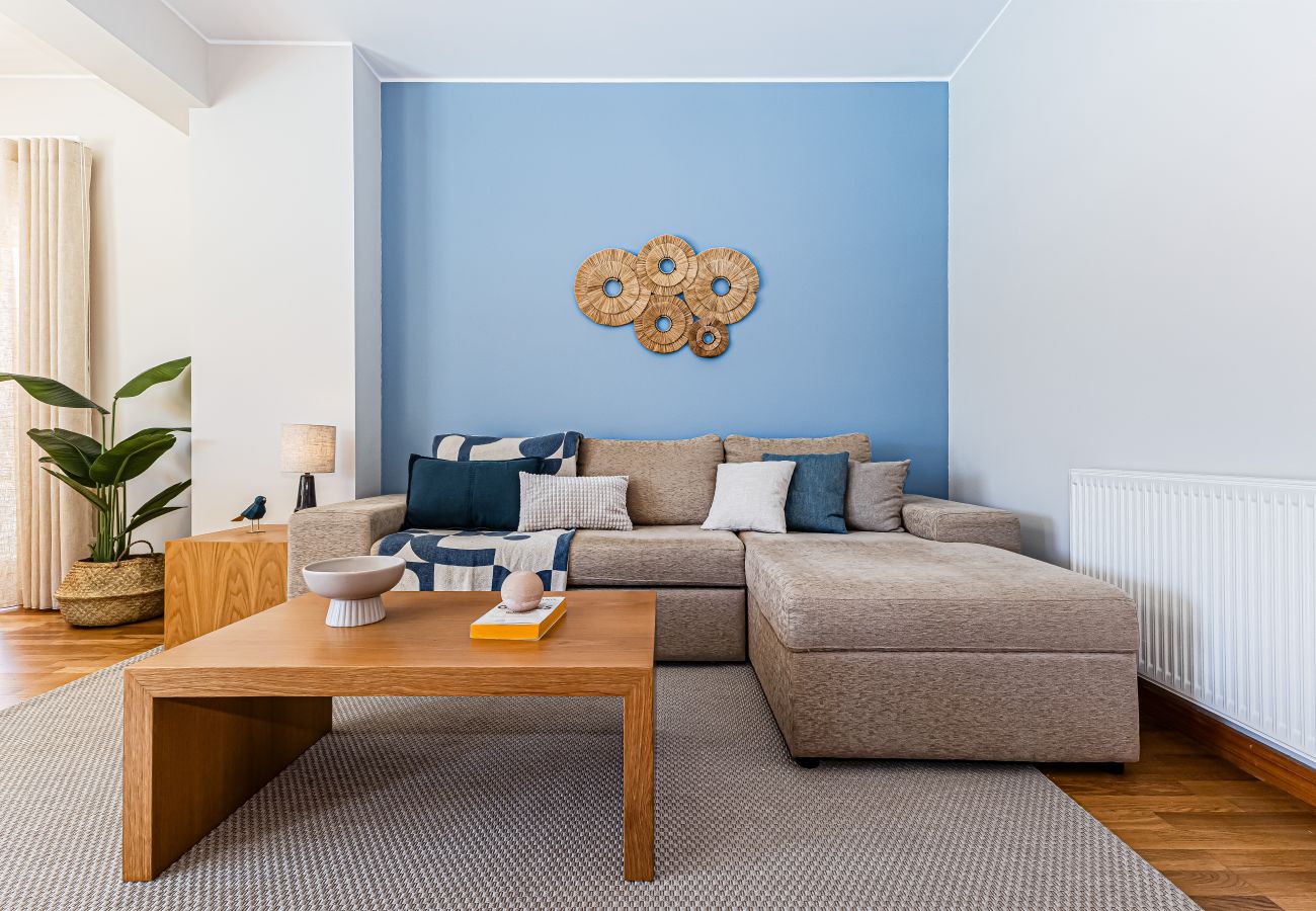 Apartamento em Albufeira - Albufeira Retreat: Fully Equipped | Fast Wi-Fi | Ideal for Longstays