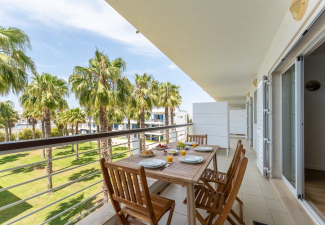 Apartamento em Lagos - Marina Breeze: By the Marina, City Center & Beach 