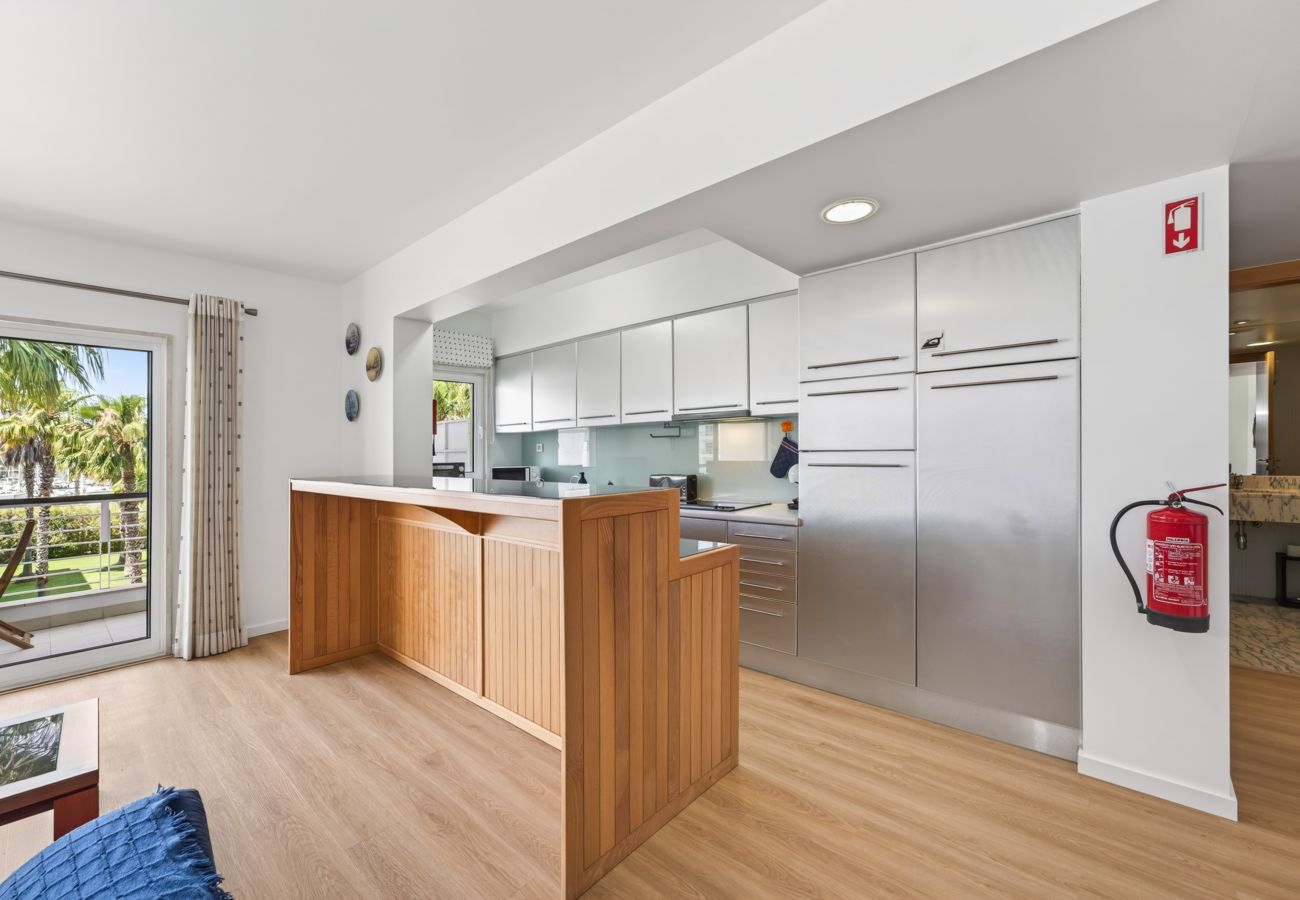 Apartamento em Lagos - Marina Breeze: By the Marina, City Center & Beach 