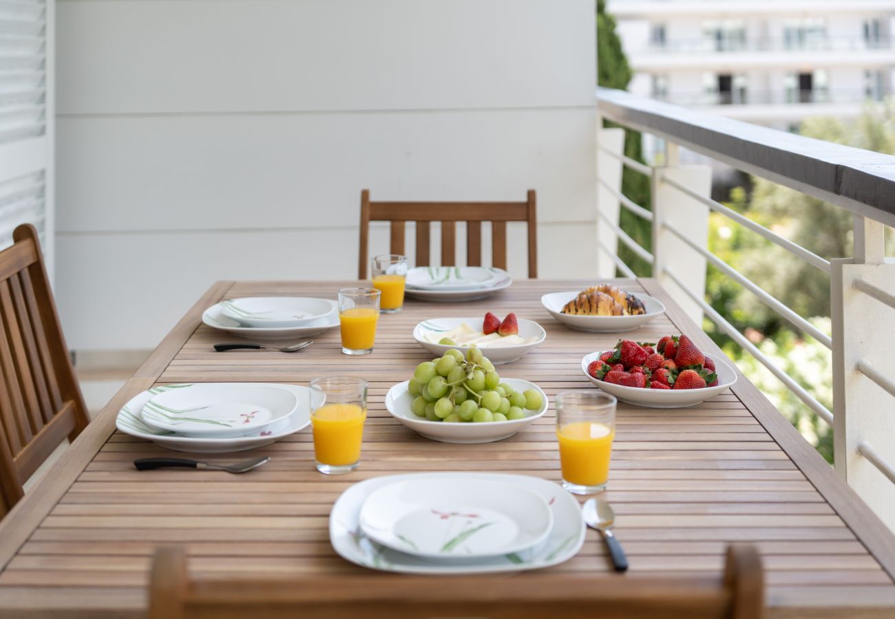 Apartamento em Lagos - Marina Breeze: By the Marina, City Center & Beach 