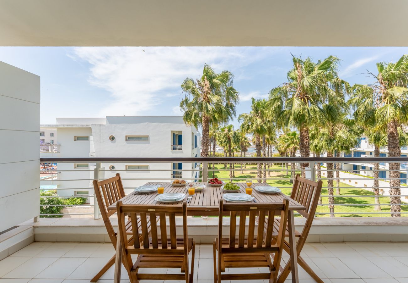 Apartamento em Lagos - Marina Breeze: By the Marina, City Center & Beach 