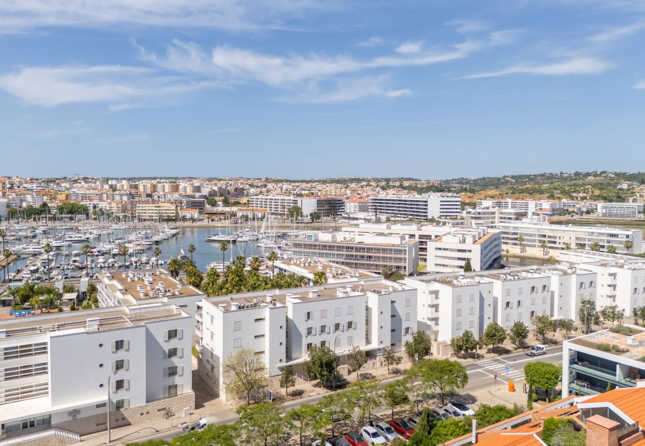 Apartamento em Lagos - Marina Breeze: By the Marina, City Center & Beach 