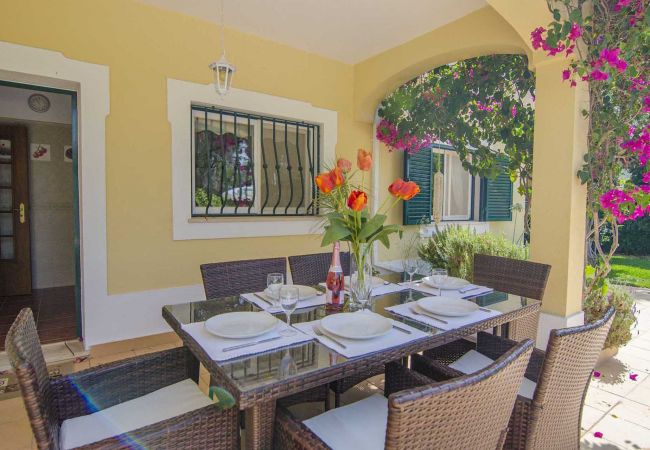 Villa em Vilamoura - Villa Bonita Villa em Vilamoura - Villa Bonita