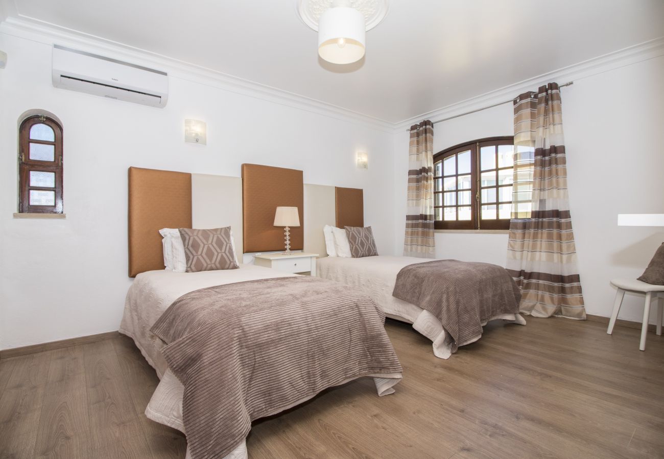 Villa em Galé - Villa Magali