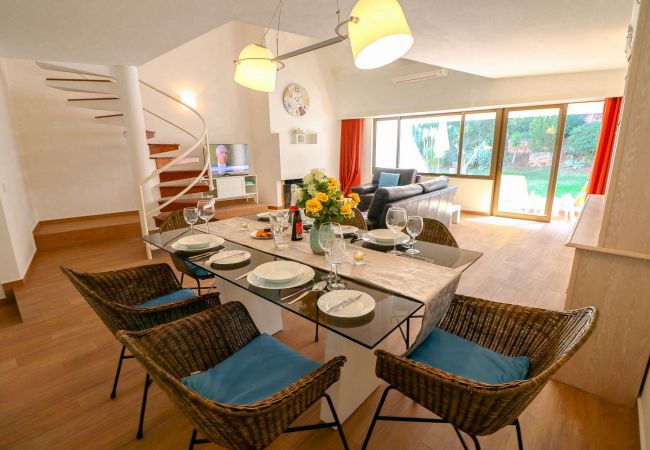 Casa geminada em Vilamoura - Casa Moura Golfe Casa geminada em Vilamoura - Casa Moura Golfe