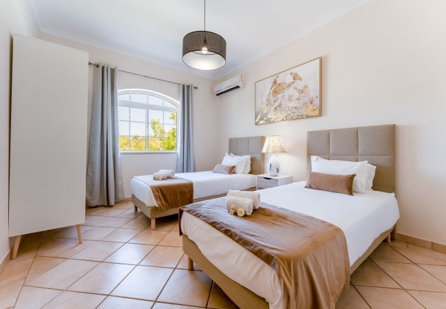 Villa em Boliqueime - Quinta das Laranjeiras Villa em Boliqueime - Quinta das Laranjeiras