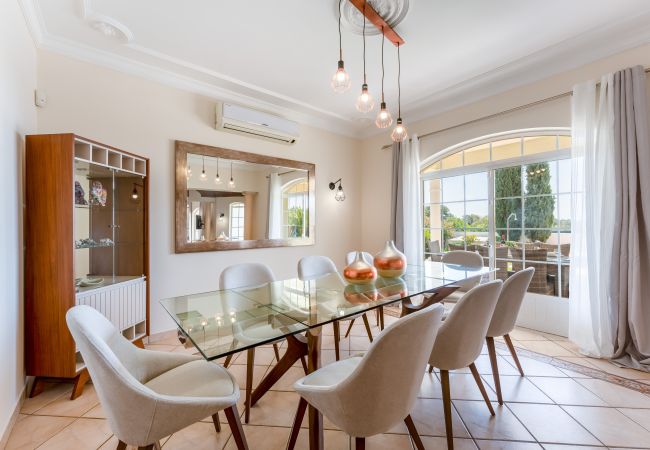 Villa em Boliqueime - Quinta das Laranjeiras Villa em Boliqueime - Quinta das Laranjeiras