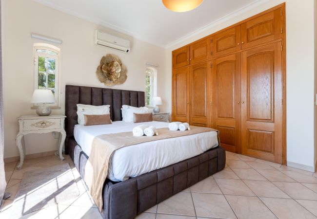 Villa em Boliqueime - Quinta das Laranjeiras Villa em Boliqueime - Quinta das Laranjeiras